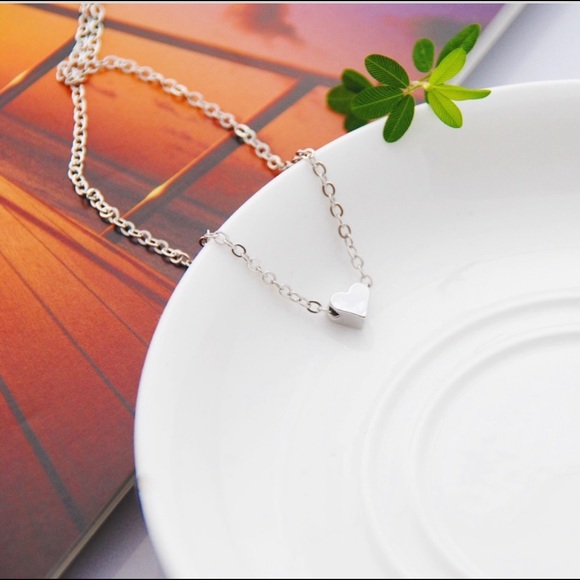 Silver Dainty Heart Necklace - Picture 6 of 7